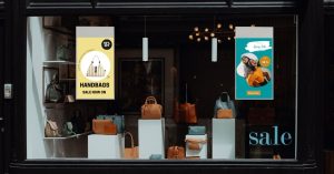 Fashion store with high brightness window display