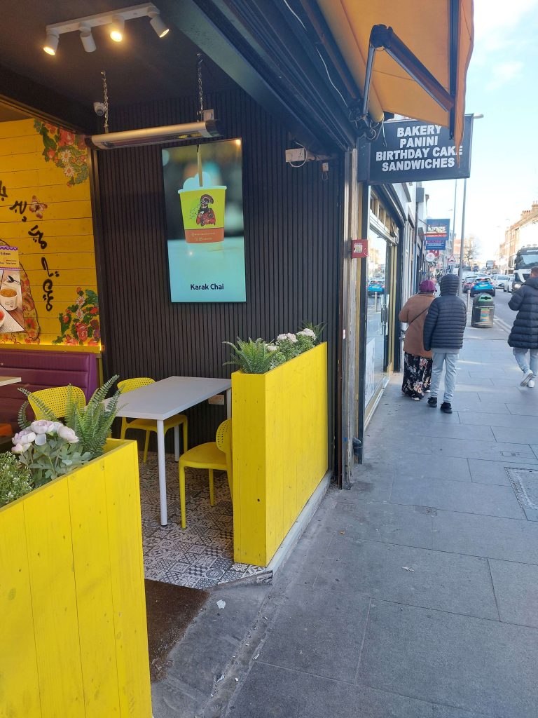 LamasaTech digital signage display in Naan Staap cafe